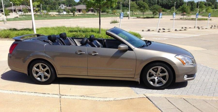  Nissan Maxima Cabriolet 2004 года  (фото 3 из 5)